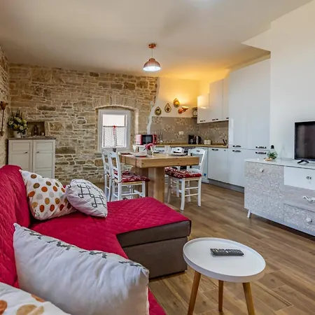 Villa Casa Dalia In Kuftici - Haus Fuer 4 Personen *