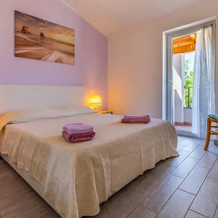 Casa Dalia In Kuftici - Haus Fuer 4 Personen Marčana